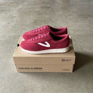 Tretorn Nylite Burgundy Vegan Suede Classic Tennis Shoes/Sneakers 7.5 Womens